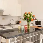 Home Sweet Holiday Srl